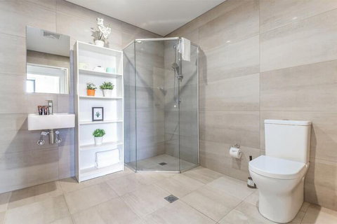 Willis Wolli Crk 14 - QLD Tourism 4