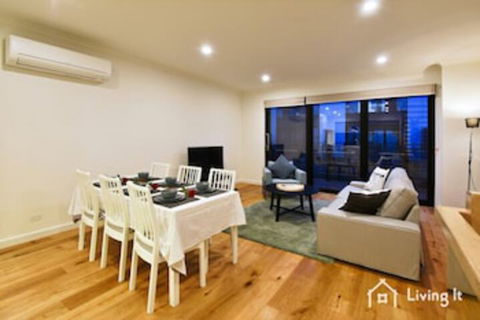 Tomkins Townhouse - Queensland Tourism 0