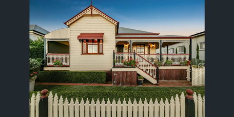 Bannockburn Cottage East Toowoomba - QLD Tourism 4