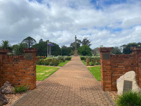 Bannockburn Cottage East Toowoomba - QLD Tourism 5