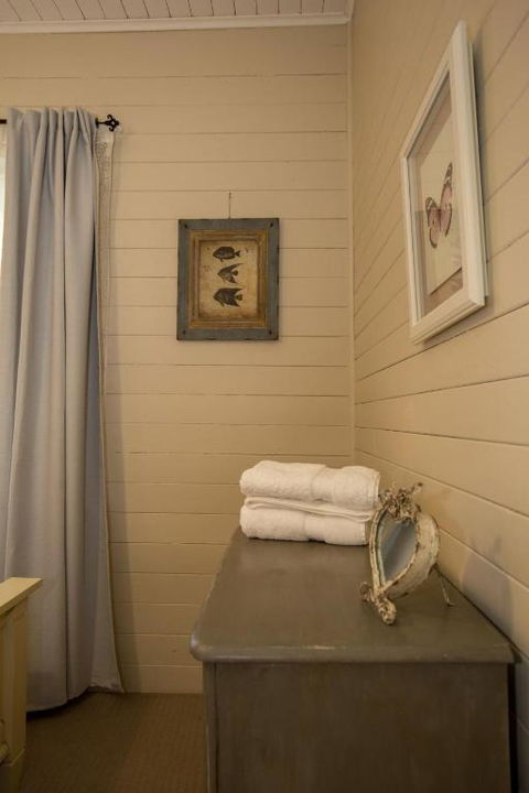 Arohanui - Queensland Tourism 1