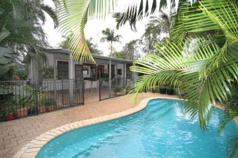 1 / 121 Park Crescent Coolum Beach - Queensland Tourism 0