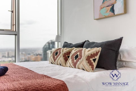 WOW Apartment On Swanston - QLD Tourism 3