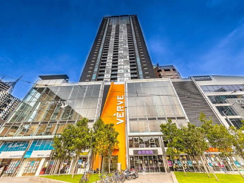 WOW Apartment On Swanston - QLD Tourism 4