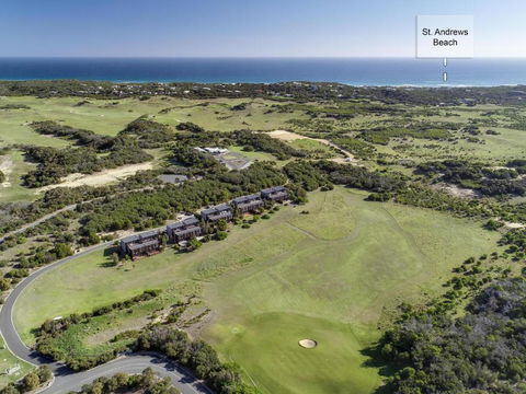 DREW Golfers Delight Close To St. Andrews Beach - QLD Tourism 4