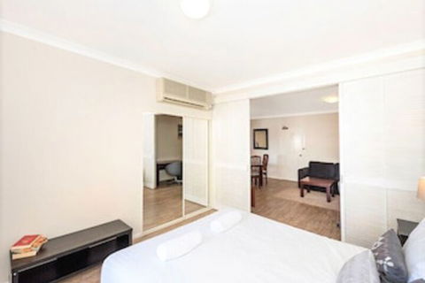 Perth West End Apartment 504 - Queensland Tourism 6