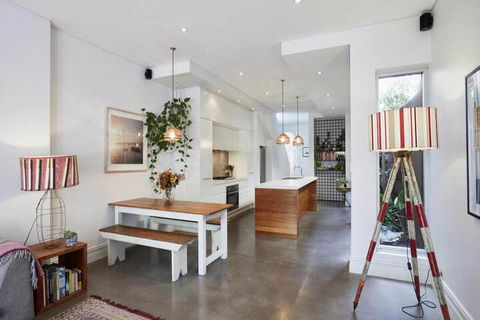 Bondi Beach Haven - QLD Tourism 3