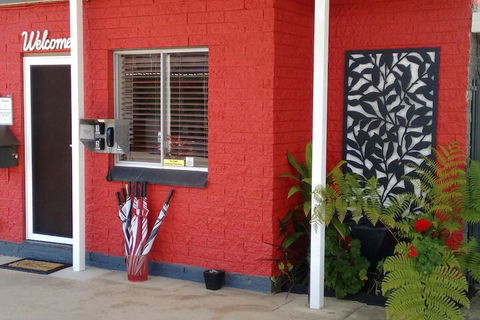 Kew Motel - Queensland Tourism 4