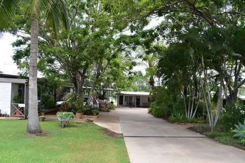 Hillview Motel - QLD Tourism 2