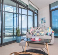 Panoramic Water View APT rhodes - QLD Tourism