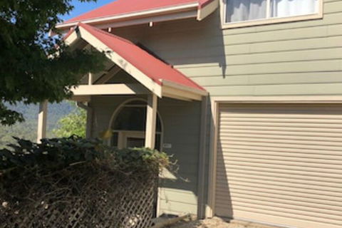 Alpine Stag Lodge Unit 1 - QLD Tourism 0