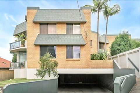 The Apartment Service NAP13 - QLD Tourism 1