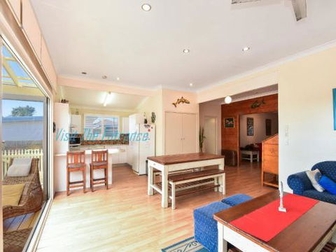 Gone To The Beach House - QLD Tourism 1