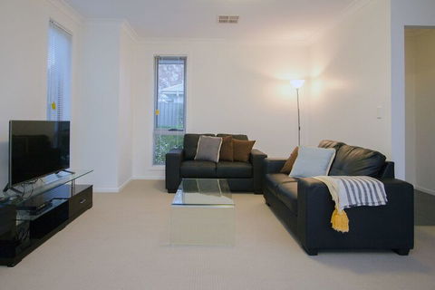 Douro Place - Queensland Tourism 7