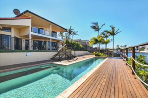 Chelsea 84 - QLD Tourism 0