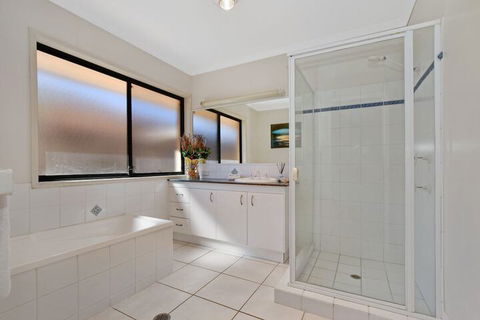 Chelsea 84 - QLD Tourism 2