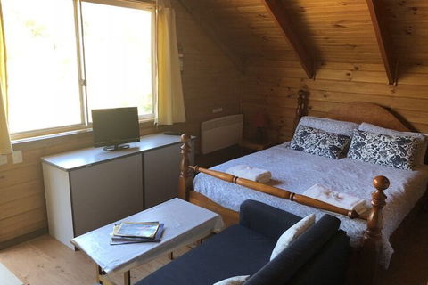 Alpine Stag Lodge Unit 2 - QLD Tourism 2