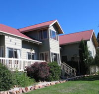 Alpine Stag Lodge Unit 2 - Queensland Tourism