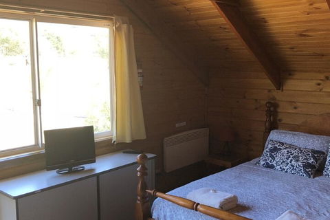 Alpine Stag Lodge Unit 2 - QLD Tourism 4