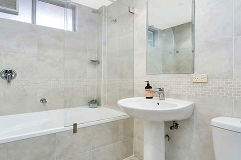 The Apartment Service CBELA - QLD Tourism 4