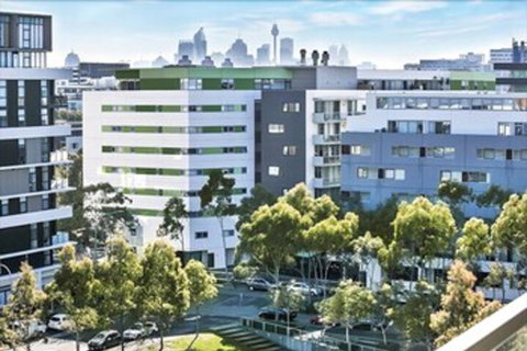 The Apartment Service ASCOT - QLD Tourism 1