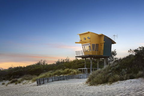 Riviera Beach Resort - QLD Tourism 6