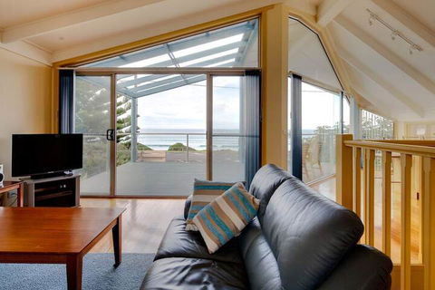 Wavecrest - Queensland Tourism 5