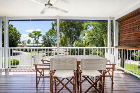 Live It Up On The River Noosaville - QLD Tourism 2