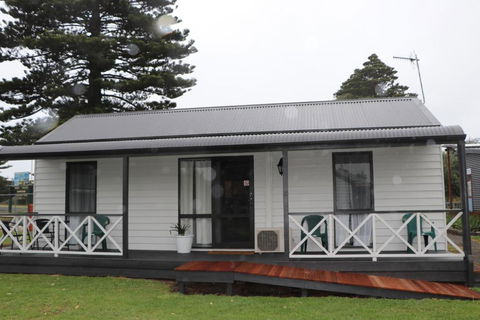 Gardens Caravan Park - Queensland Tourism 4