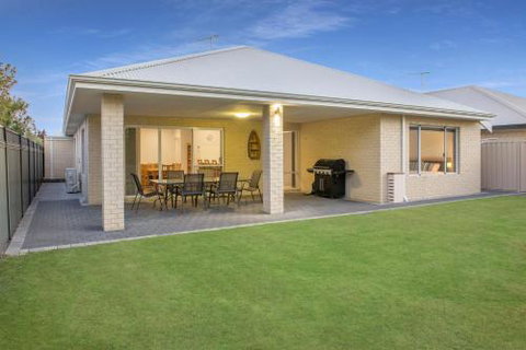 Fairway Isle - QLD Tourism 2