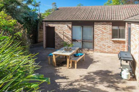 Coastal Hideaway - QLD Tourism 7