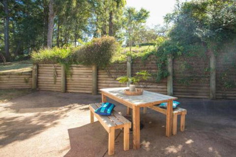 Coastal Hideaway - QLD Tourism 2