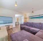 5B Genesta St. Cowes - QLD Tourism