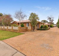 2 / 3 Wyndham AveCowes - QLD Tourism