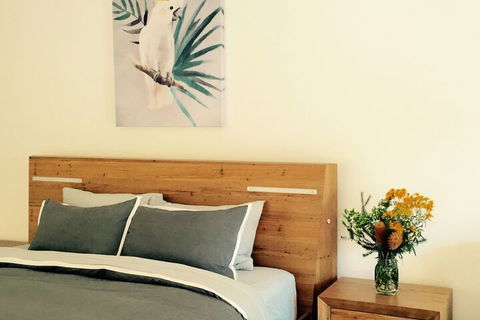 Tilba Lake House - QLD Tourism 6