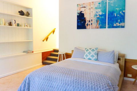 Tilba Lake House - QLD Tourism 5