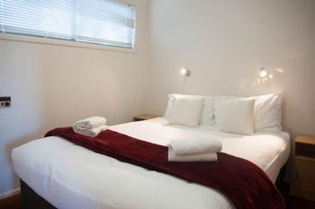 15 Korora Palms 1 Bedroom Bure - Queensland Tourism 1