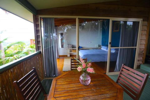 Benjis By The Sea - QLD Tourism 7