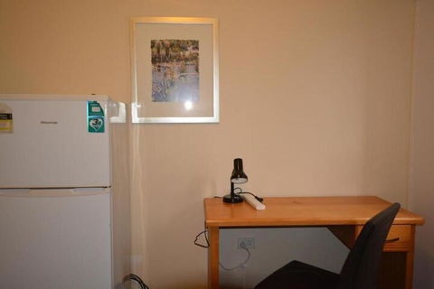 Lukes Cozy Guest House - QLD Tourism 5