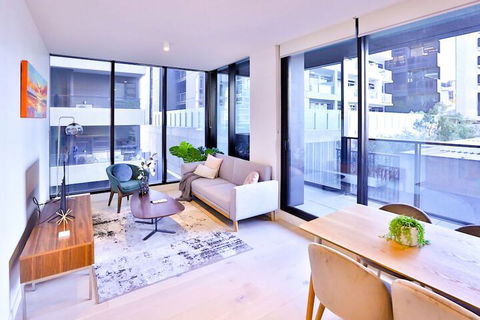 South Yarra Claremont Apartment - QLD Tourism 3
