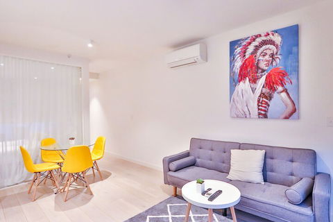 South Yarra Claremont Apartment - QLD Tourism 4