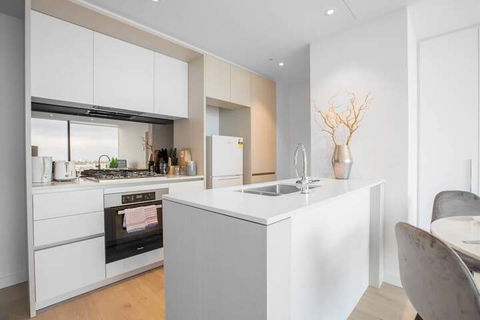 Delightful 2BR Riverview@docklands - Queensland Tourism 2