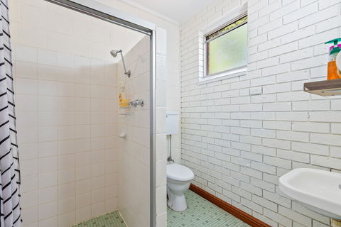 Albion Hotel Motel - Queensland Tourism 4
