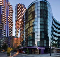 Melbourne Port Wharf Suite - Queensland Tourism