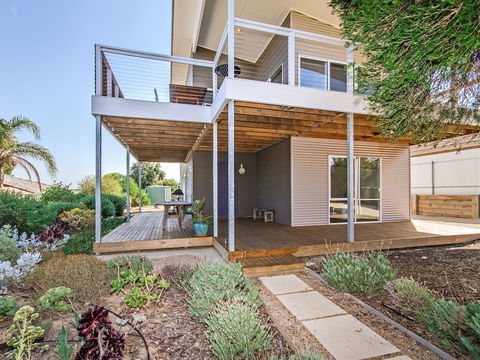 Kiltevna - Queensland Tourism 1