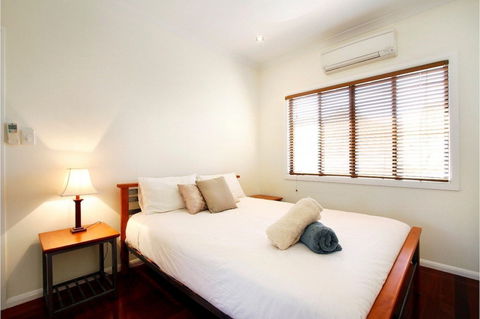 Hideaway Retreat Beach House With Pool - QLD Tourism 1