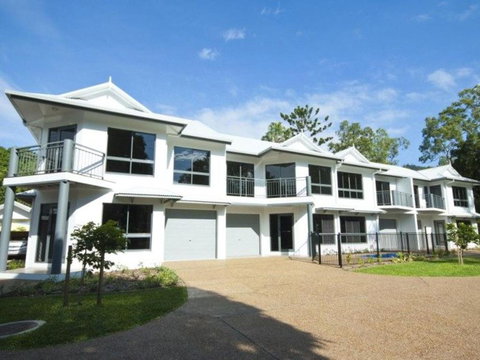 Woodville Beach Townhouse 6 - QLD Tourism 1