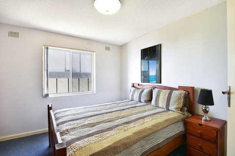 Waterviews On Marine Parade - QLD Tourism 7