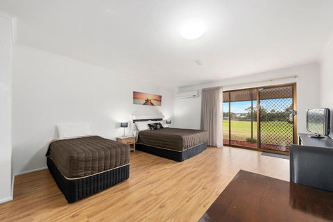 Barmera Country Club Motor Inn - Queensland Tourism 4