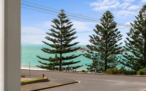 Port Elliot Beachcomber - QLD Tourism 4